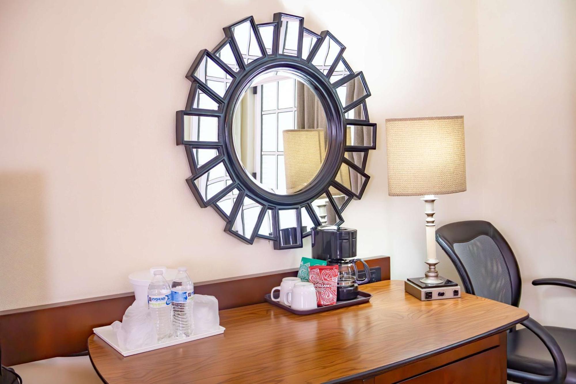 Best Western Plus Monterrey Colon Exteriér fotografie